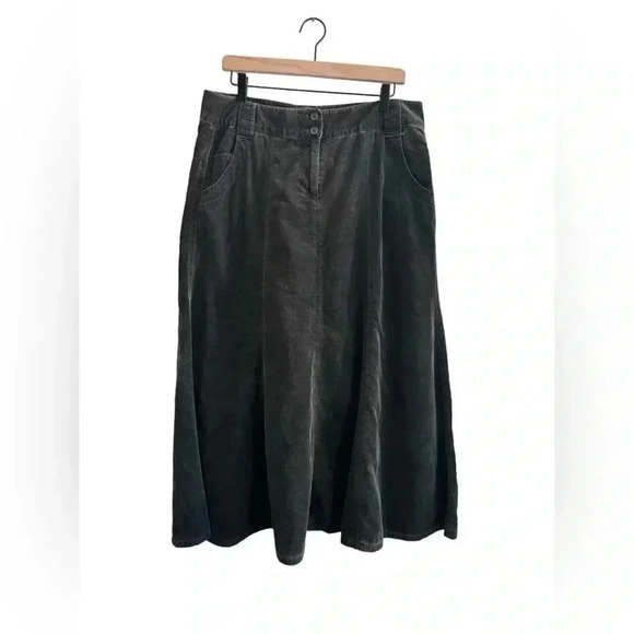 CAbi Style 263 Tailgate Party Charcoal Corduroy Boot Paneled A-Line Skirt 10 - Picture 9 of 14